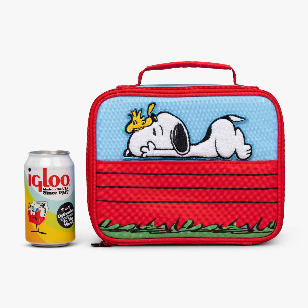 snoopy-s-doghouse-horizontal-lunch-cooler-bag-d2 00028034-P.jpg