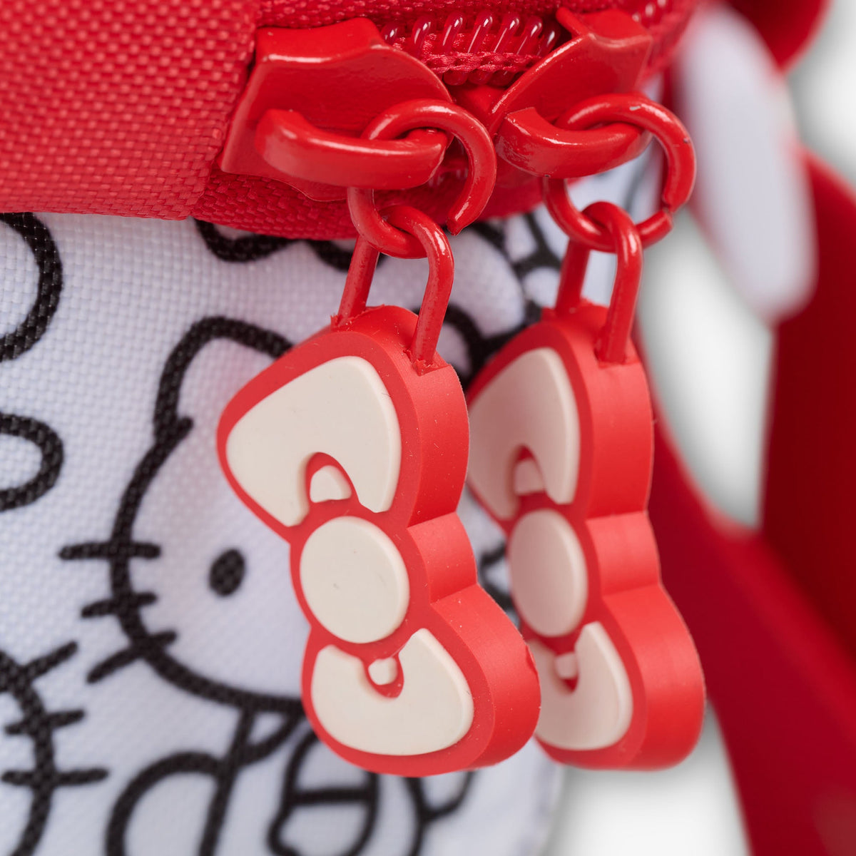 hello-kitty-classic-square-lunch-cooler-bag-y6 00027927-Z.jpg