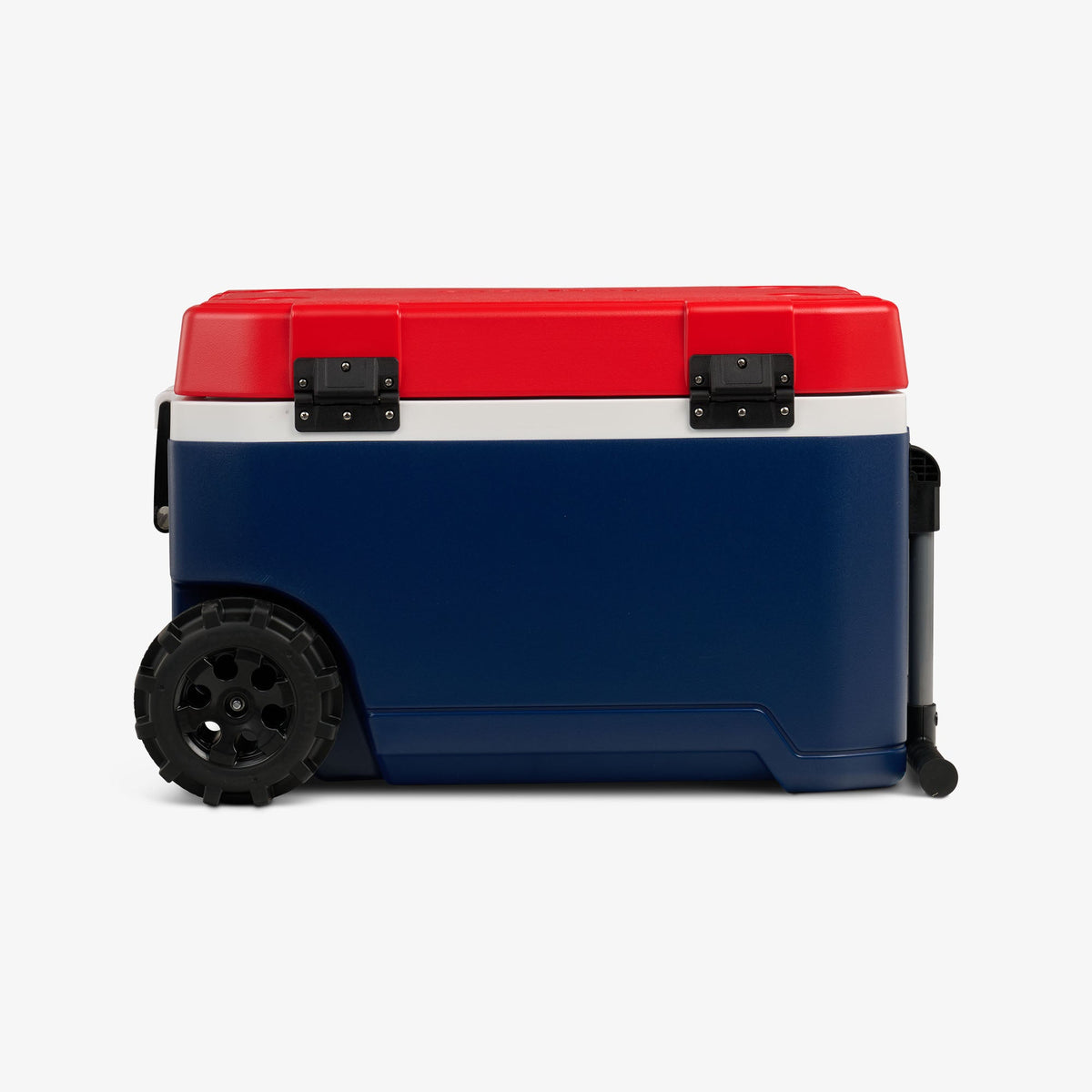 trailmate-75-qt-roller-cooler-d1 00035111-BK.jpg