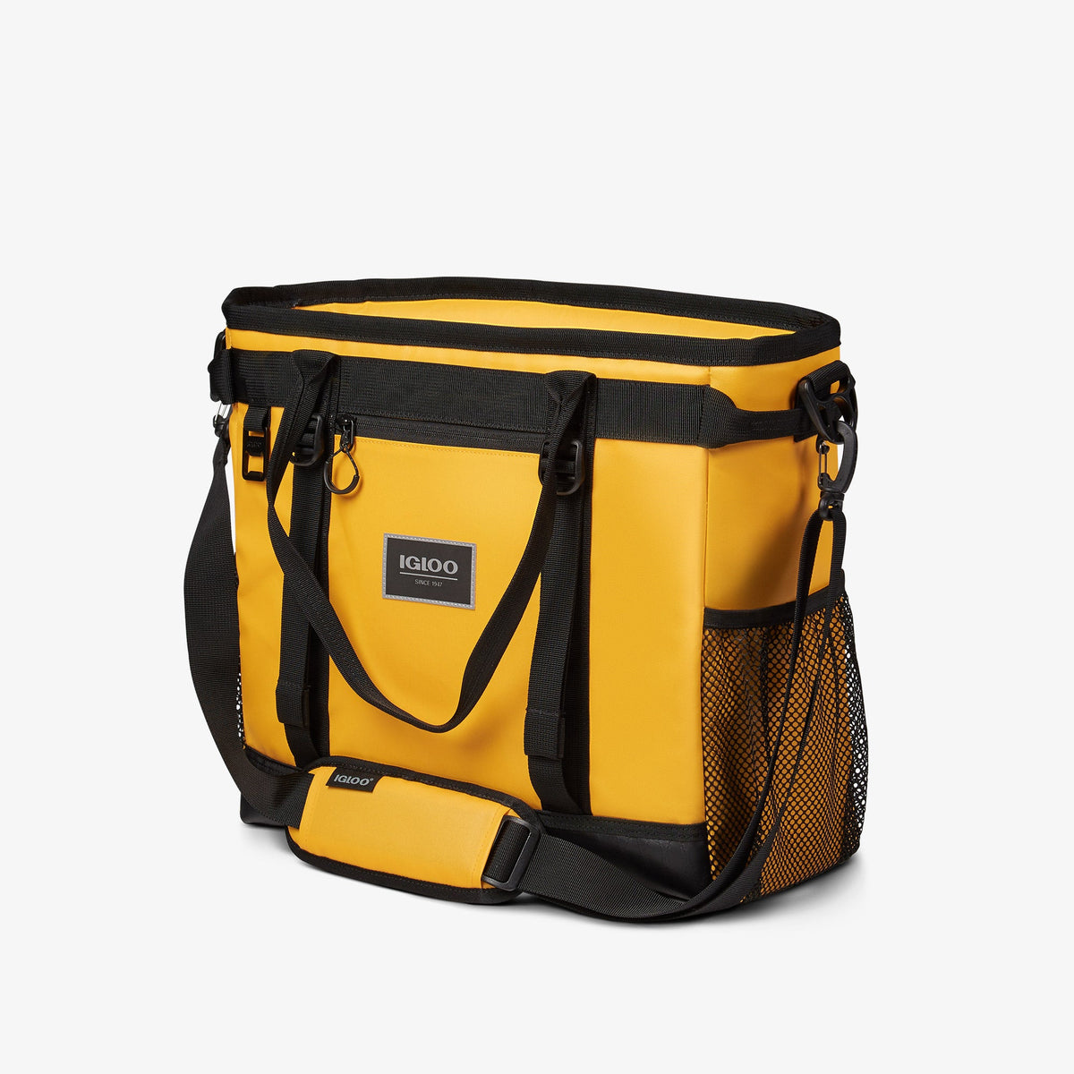 pursuit-30-can-tote-v6 00065993_2.jpg
