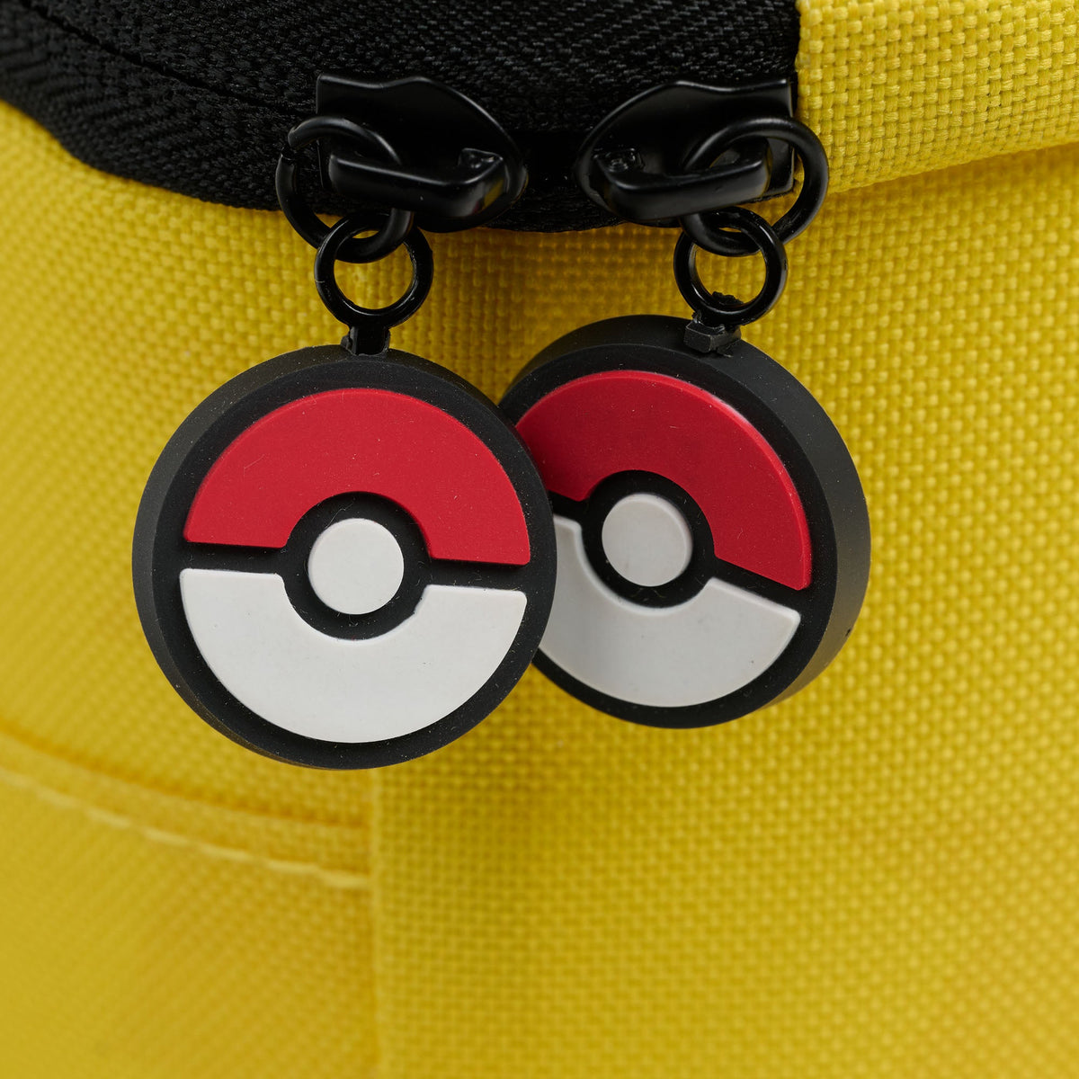 pokemon-pikachu-square-lunch-cooler-bag-d9 00066645-Z.jpg
