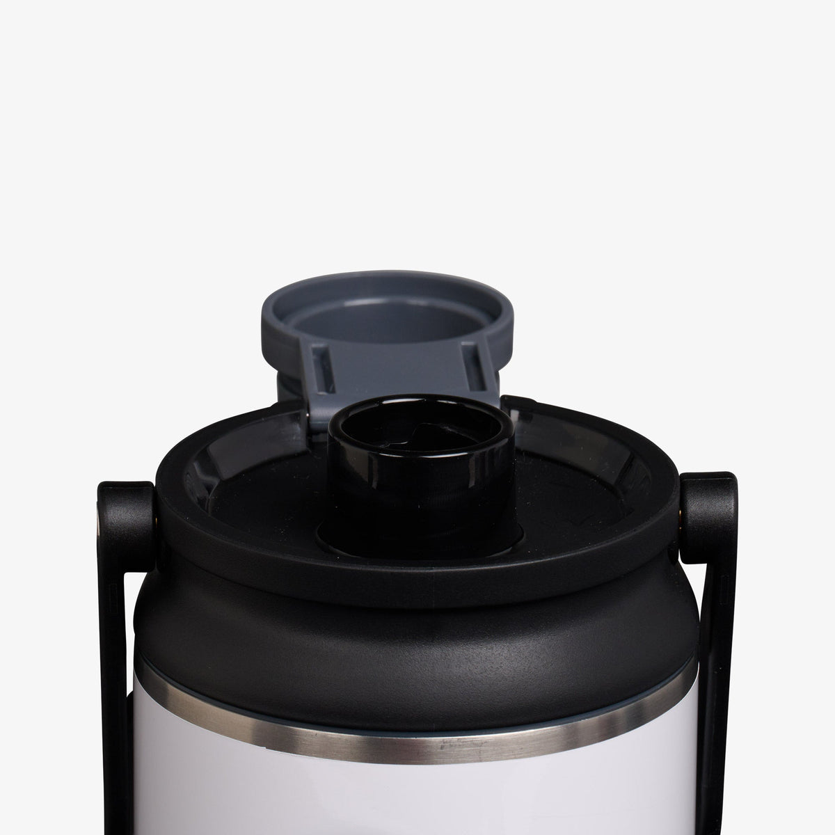 36-oz-twist-n-chug-bottle-u5 00071089-L1.jpg